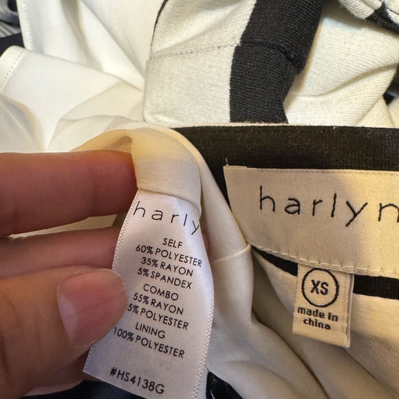 Harlyn Black and White Striped Women's Skirt XS - Picture 5 of 5